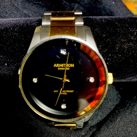 Armstrong diamon watch - Picture 1 of 1